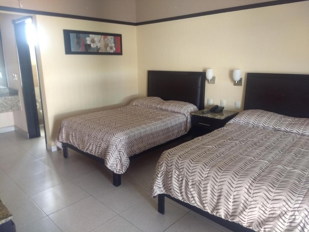 Jalyd Inn Irapuato Dış mekan fotoğraf