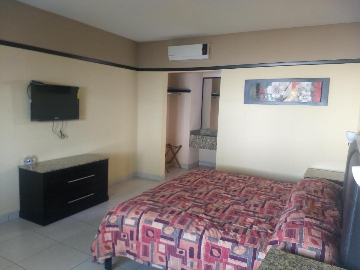 Jalyd Inn Irapuato Dış mekan fotoğraf