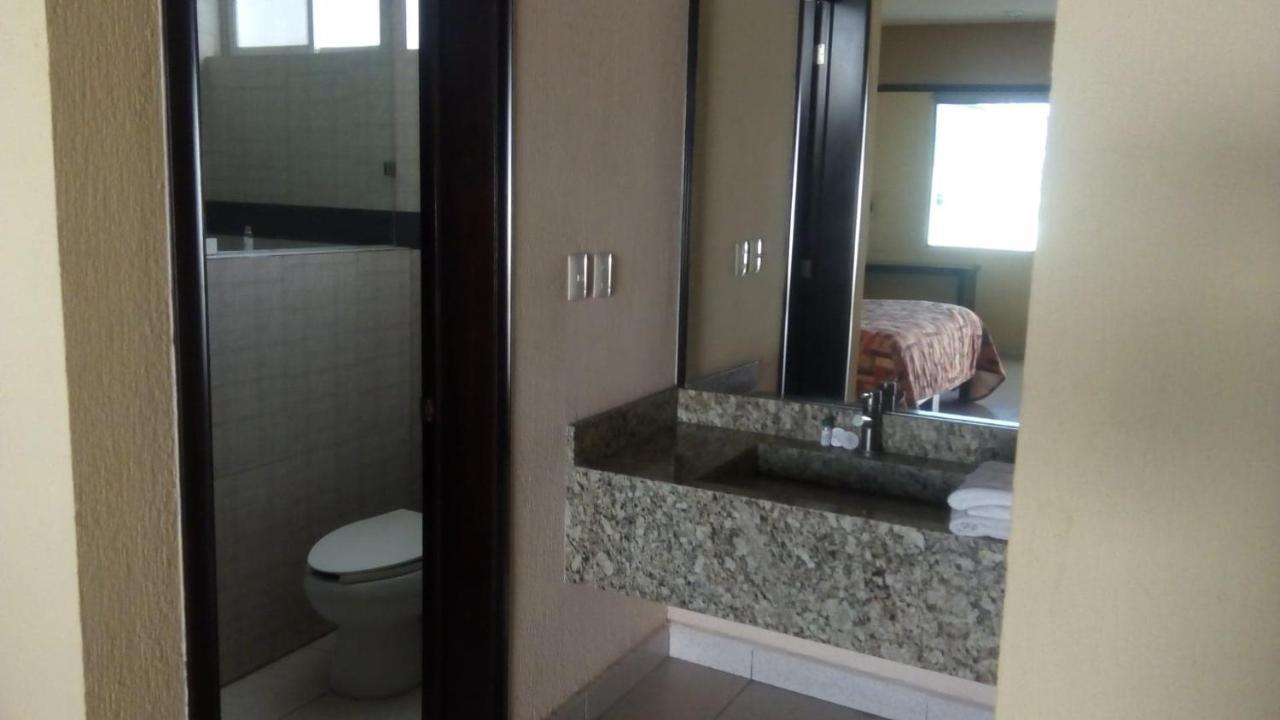 Jalyd Inn Irapuato Dış mekan fotoğraf